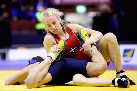 Competition in wrestling among women starts as part of Baku 2015